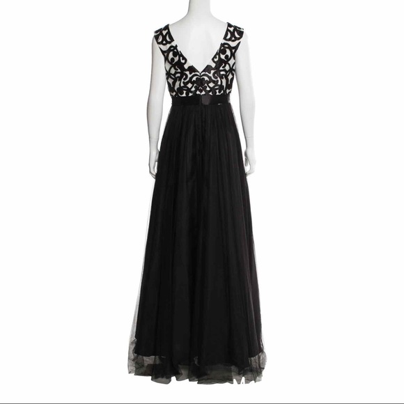 Aidan Mattox Embroidered Mesh Gown, size 8 - Picture 2 of 5